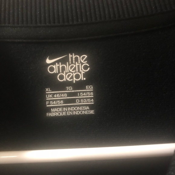 Nike Track Jacket - Picture 3 of 5